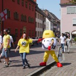 Promotion-Team mit Walking Act in Freiburg (11. Juli 2015)