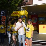 Promoterinnen am LOTTO Mobil in Freiburg (11. Juli 2015)