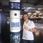 Unsere VIP-Hostess mit der WILDE Fotobox in der ews Arena in Göppingen